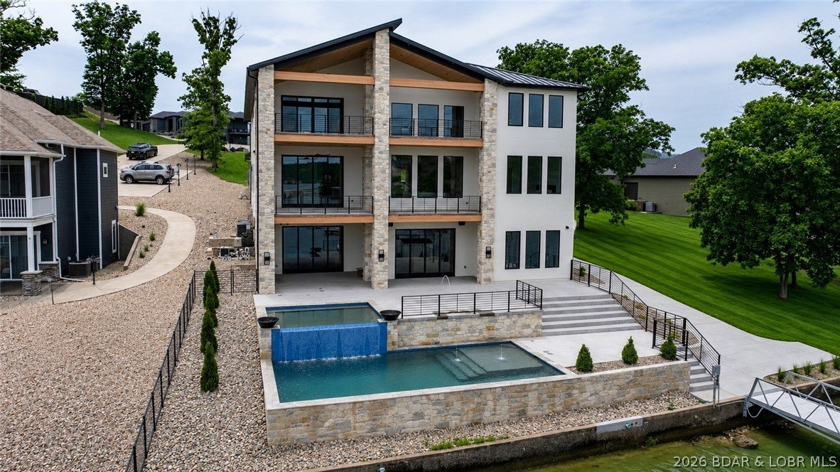 Custom lake homes